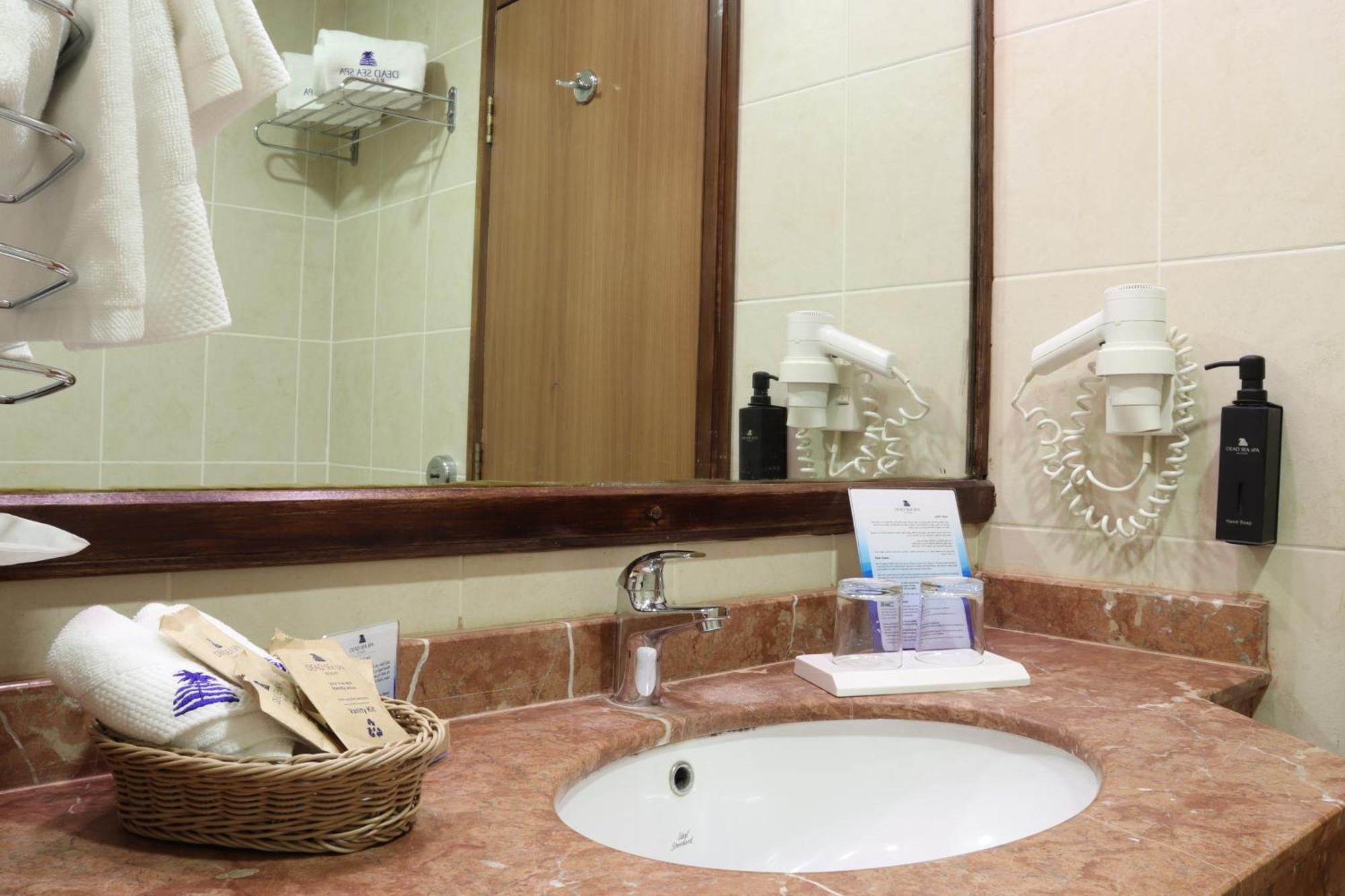 Standard Double or Twin Room Sea View,1611068109:JPEG