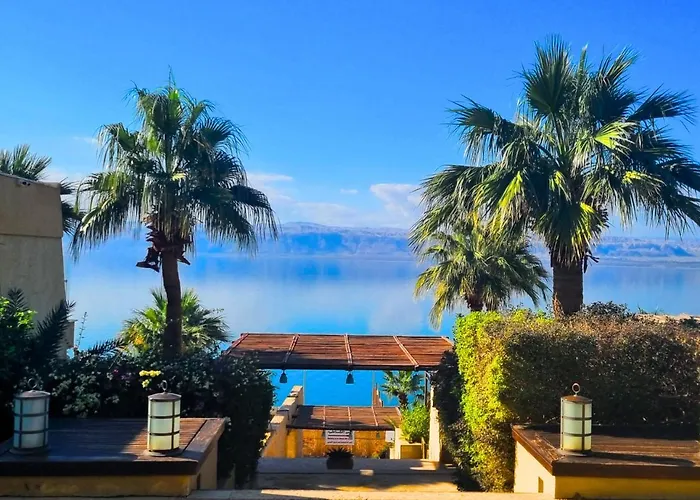 O Beach Hotel & Resort Sweimeh